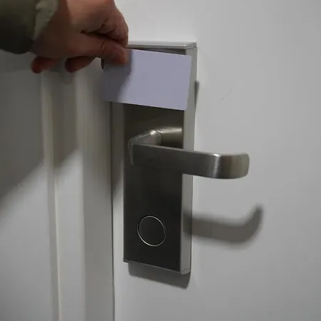 Mof Comfort ホテル