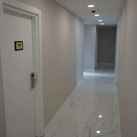 ホテル Mof Comfort *